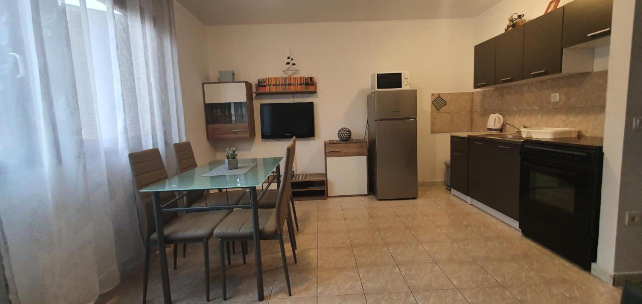 Apartments Kolak Rogoznica  Exterior photo